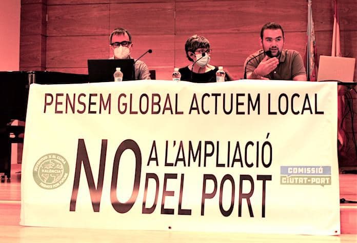 Debaten a Torrent sobre les conseqüències ambientals, socials i econòmiques de l’ampliació del port de València