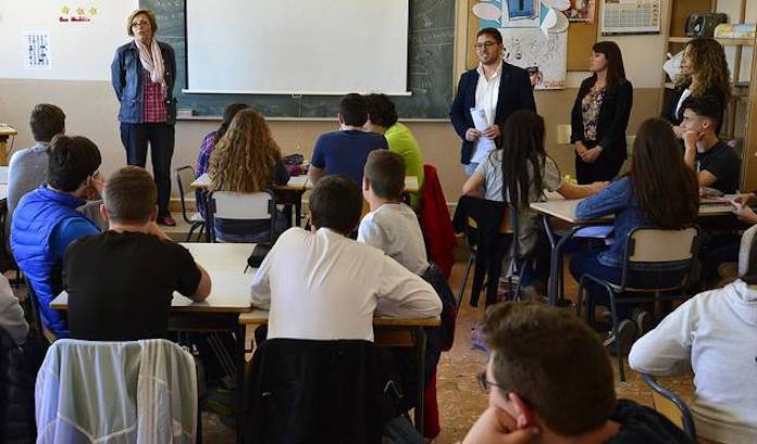 La Xarxa Europea per la Igualtat de les Llengües condemna «fermament» el 25% de classes en castellà