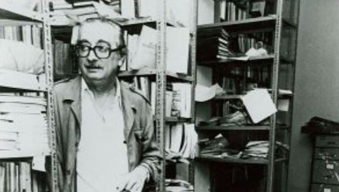 Tal dia com hui del 1978 Joan Fuster va patir el primer atemptat a la seua casa de Sueca