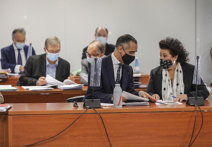 Acusats i advocats en el judici pel cas IVAM  | Rober Solsona | EP