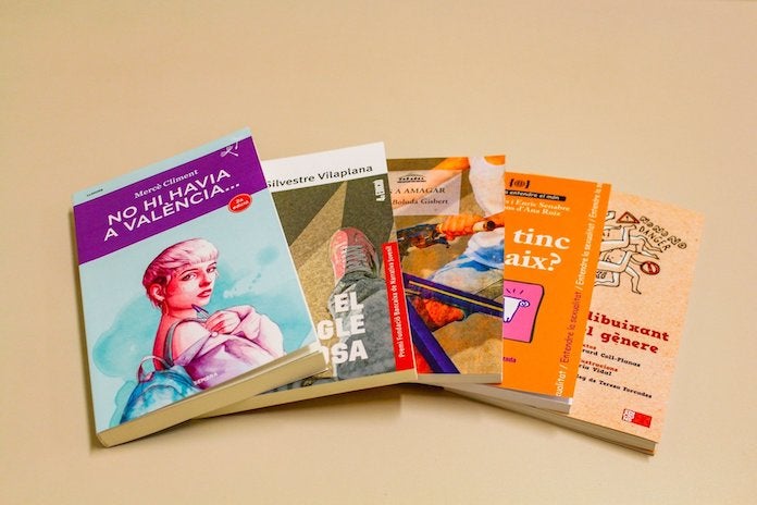 Educació distribueix llibres sobre diversitat sexual a tots els centres educatius d'ESO