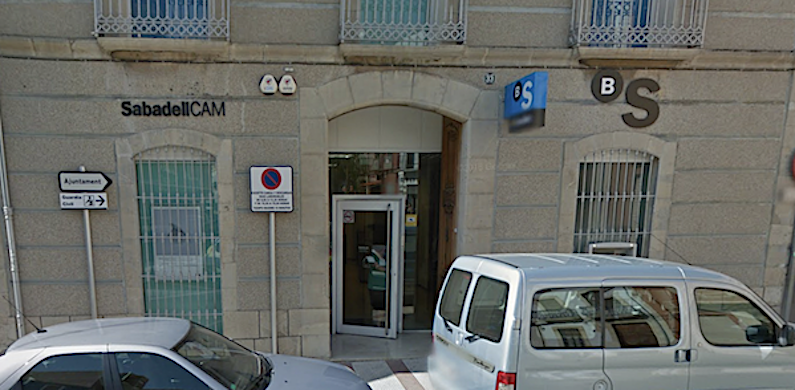 Accionistes minoritaris del Sabadell esperen que el president del banc «actue» en el «deplorable cas» de Gata