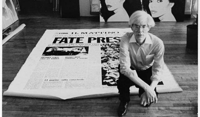 Andy Warhol a la Factory durant la preparació del tríptic «Fate Presto», 1981| Wilhelm von Gloeden