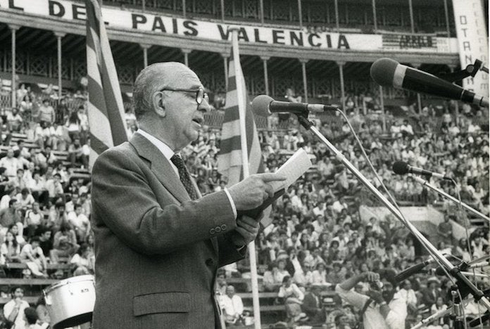 Manuel Sanchis Guarner en l'Aplec del 25 d'Abril del 1981