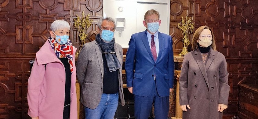 Escola Valenciana es reuneix amb Puig per demanar un pacte lingüístic