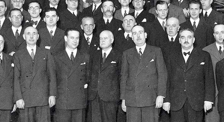 Vicent Cantos Figuerola al centre de la imatge | Col·legi de Registradors de la Propietat