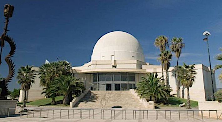 El Planetari de Castelló de la Plana, un espai on gaudir de la ciència en família