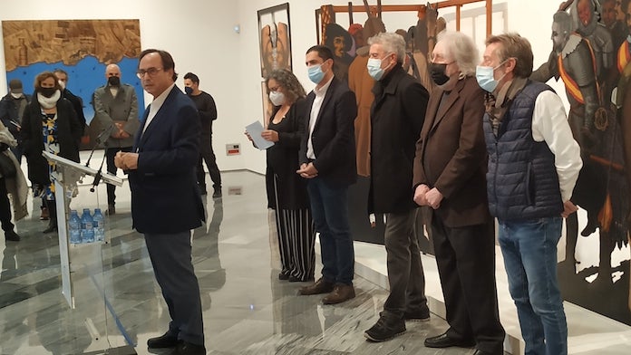 Inauguració de l’exposició (17-12-2021) amb el Conseller d’Hisenda Vicent Soler, l’alcalde d’Alcoi Toni Francés, el pintor Antoni Miró, l’escriptor Jordi Botella, el cantautor Jordi Gil i la periodista Reis Juan