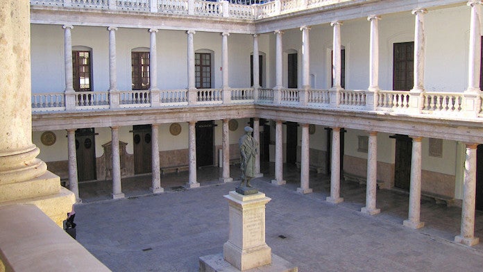 Tal dia com hui del 1501 el papa Alexandre VI autoritzava la Universitat de València