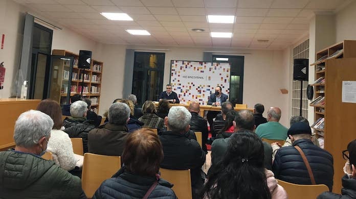 Comencen els Encontres a Beniarbeig 2022 amb una conferència de Francesc Bayarri: «Matar Joan Fuster»