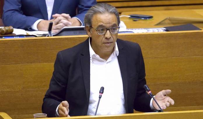 El síndic del PSPV a les Corts, Manolo Mata