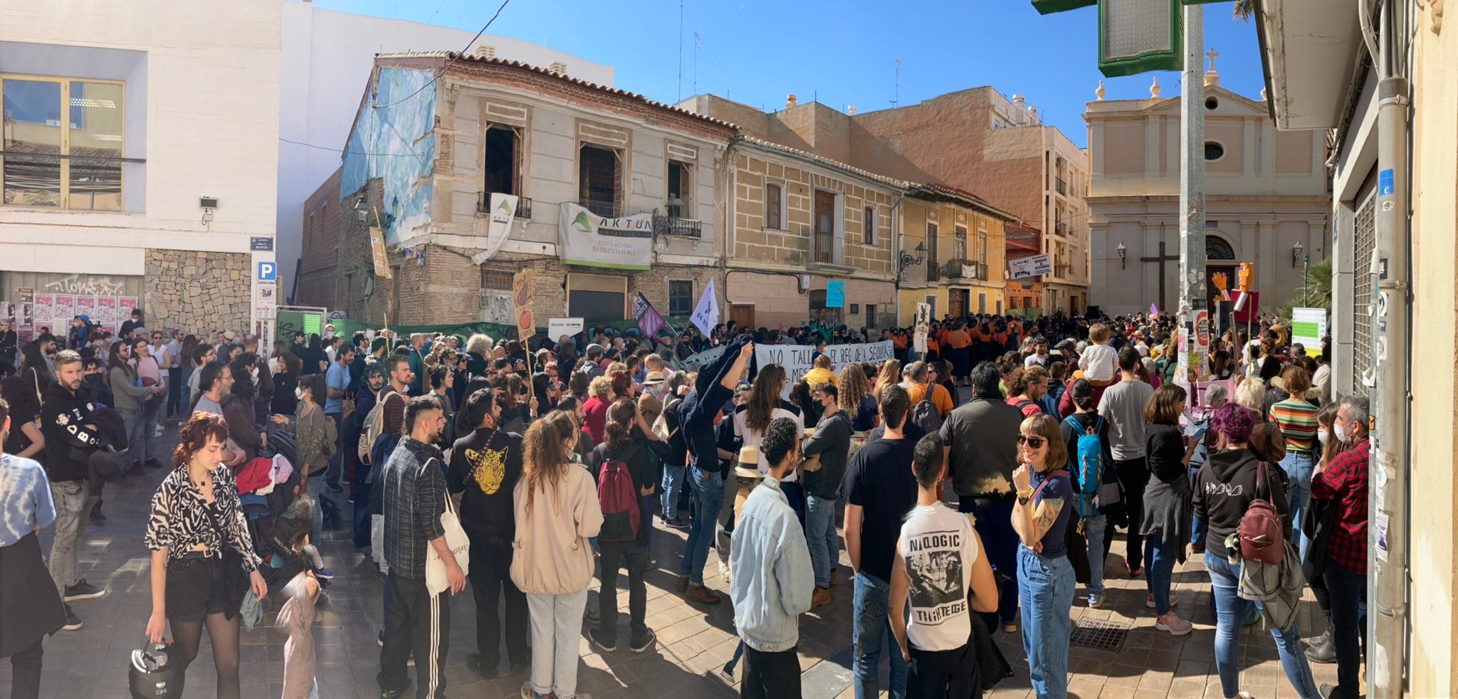 Manifestació convocada per Cuidem Benimaclet aquest diumenge 20 de febrer