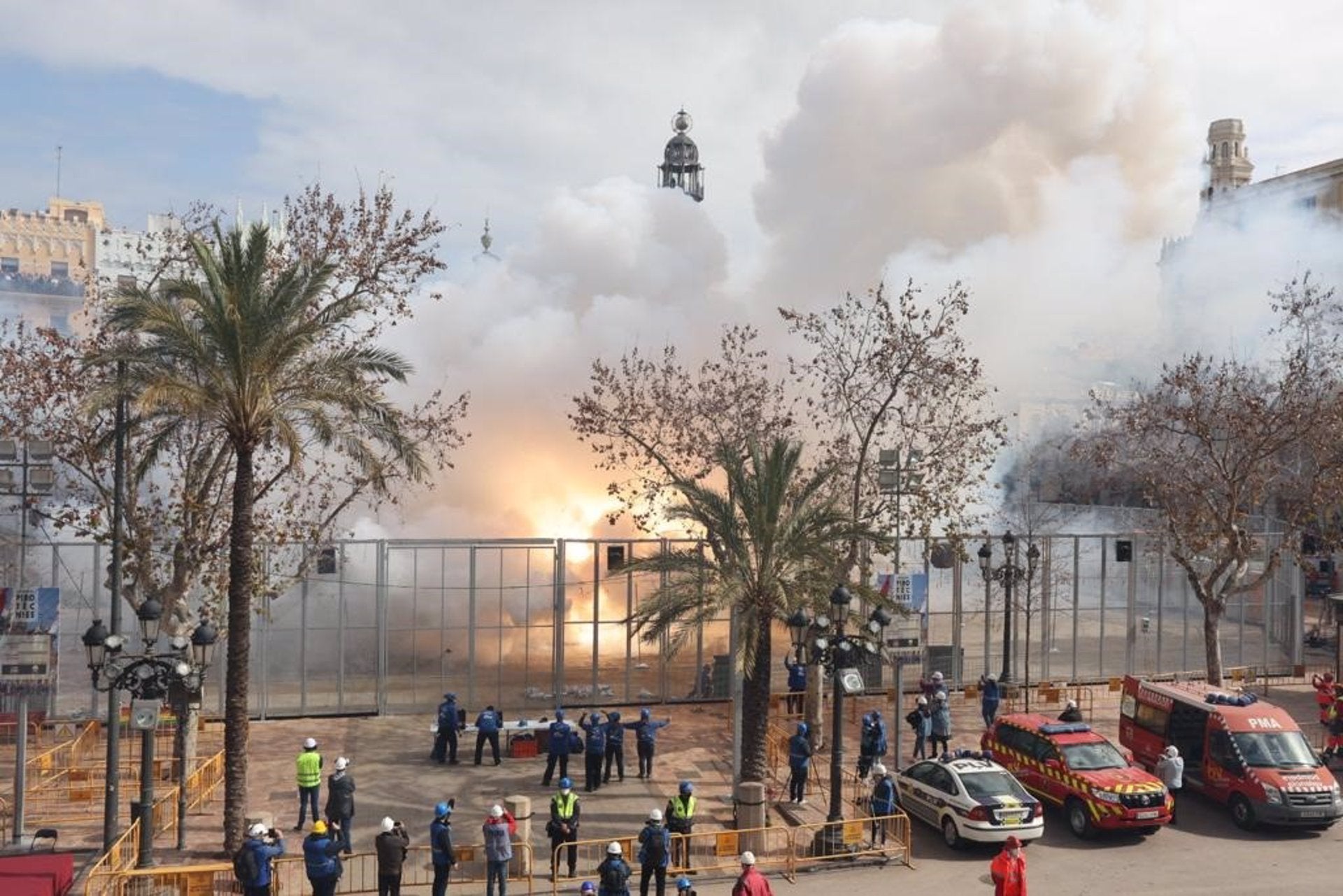 [VÍDEOS] La «mascletà» torna a València