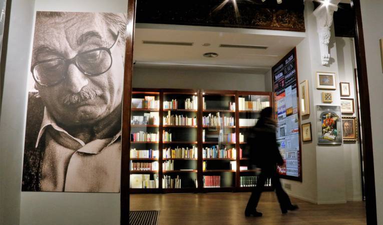 L'Any Fuster pretén aprofundir en l'obra de l'escriptor, popularitzar-la i potenciar la seua dimensió internacional