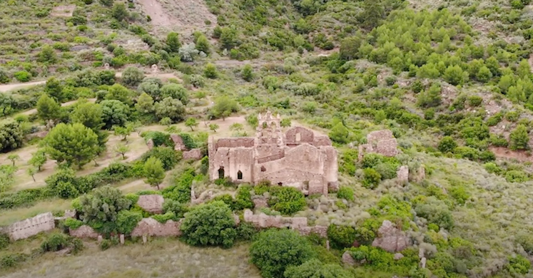 Restes del convent carmelità vell del Desert de les Palmes