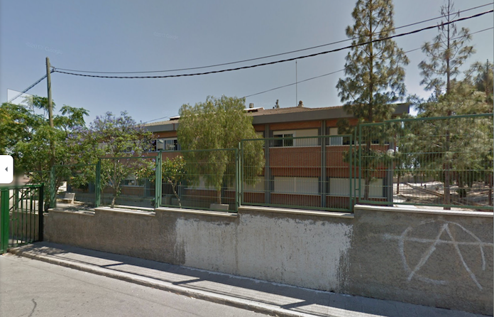 Diversos menors agredeixen en grup una companya d'escola a Benejússer