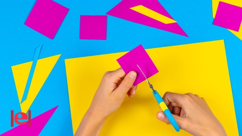 Com ensenyar a retallar amb les tisores als més petits