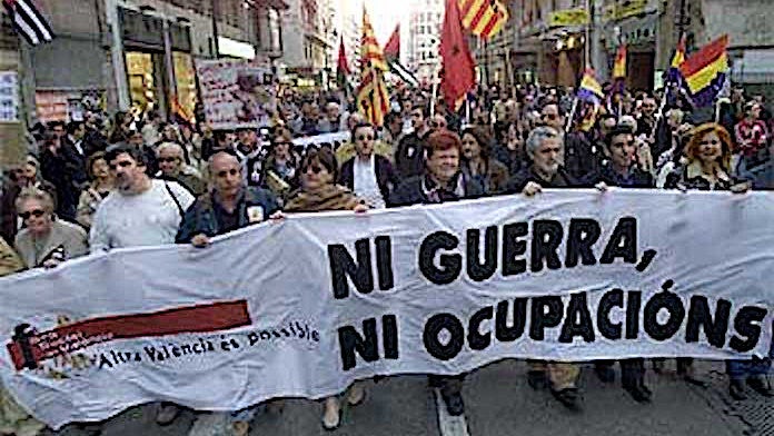 Manifestació contra la guerra de l'Iraq, València, 20 de març del 2004