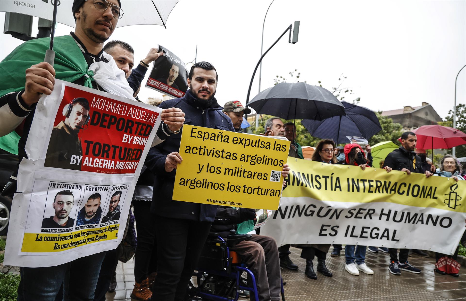 Manifestants contra les deportacions