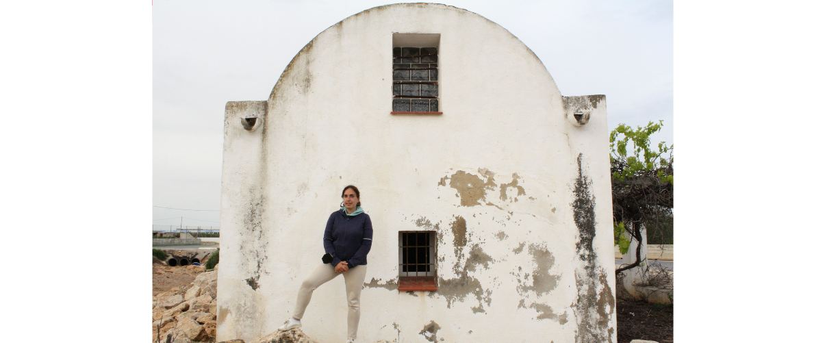 Esther Llorach Ayza: «Quan veig una caseta de volta rajola plana de sento que estic a casa»