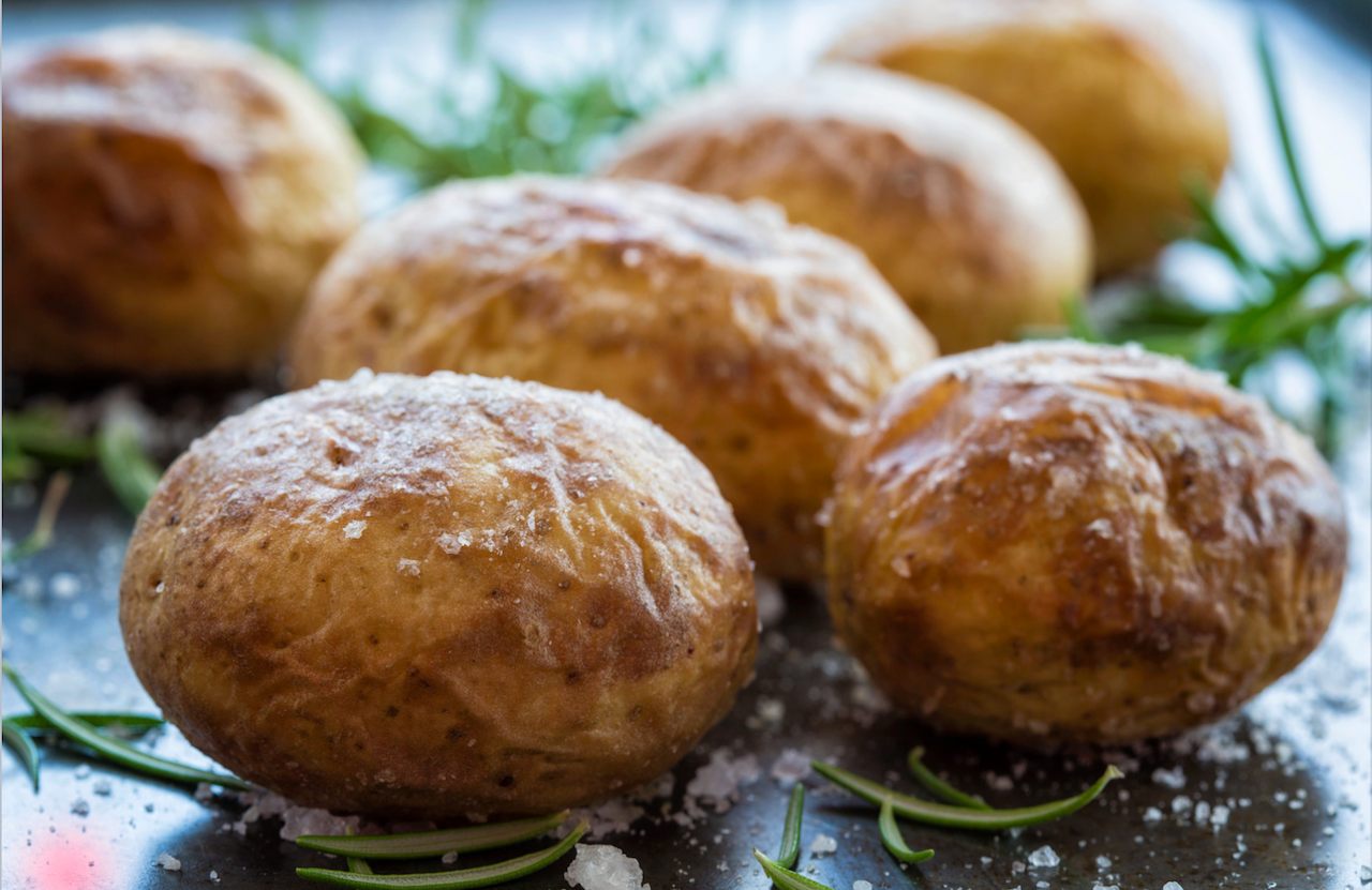 Les patates al caliu