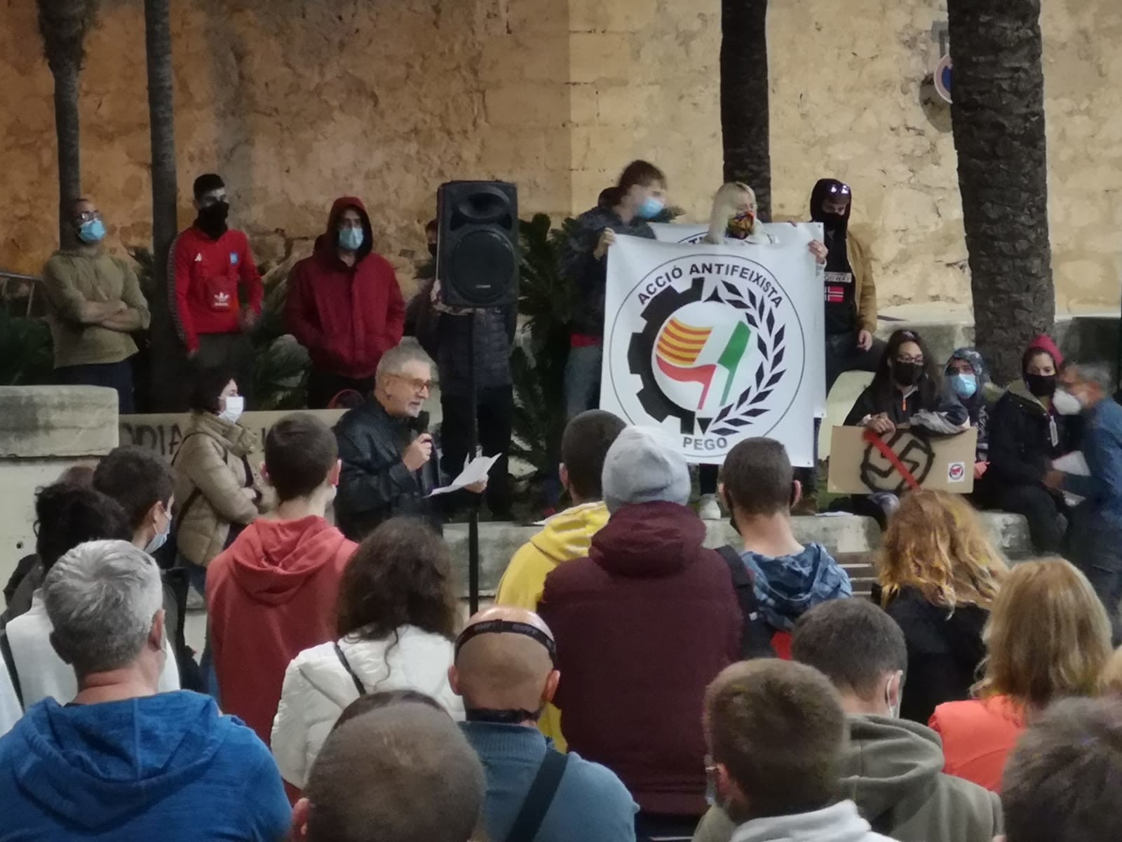 El Grup de Suport Encausats de Pego exposa el cas a Ca Revolta, a València, aquest dijous 