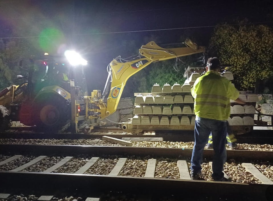 Obres de canvi de l'ample de les vies entre Castelló de la Plana i Vinaròs  |  Adif AV