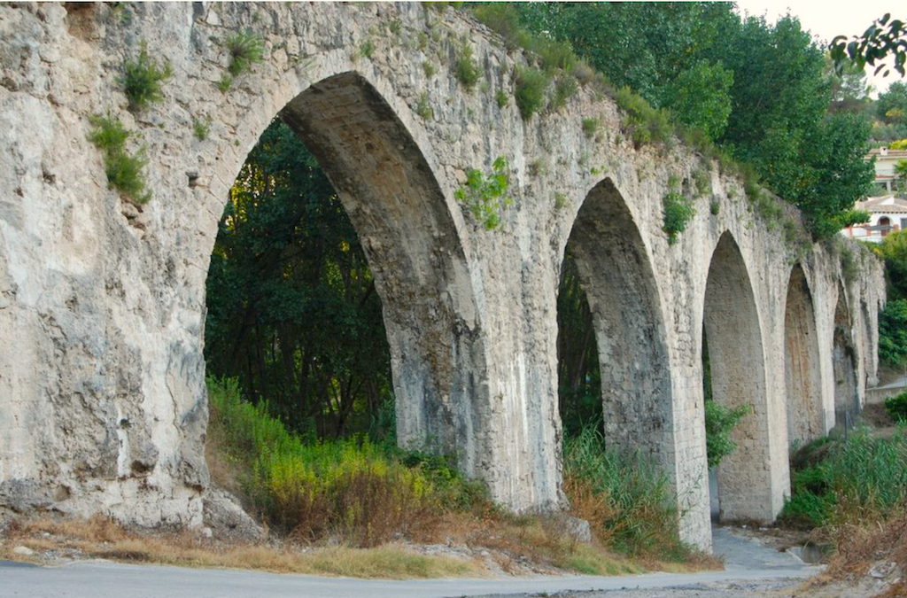Les Arcadetes d’Alboi, al Genovés