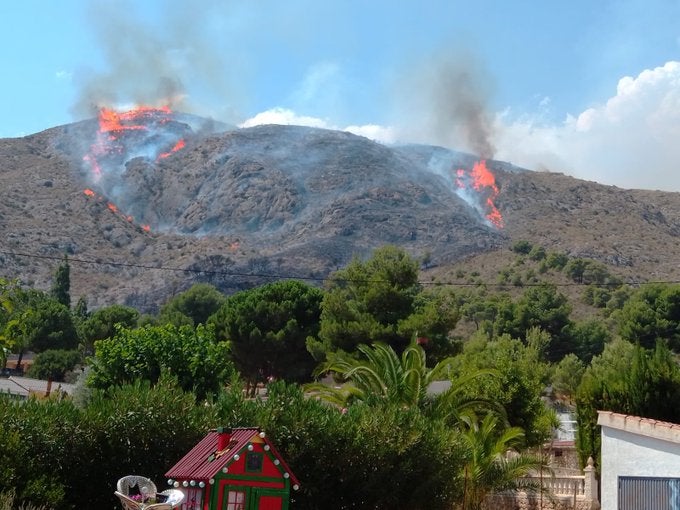 Incendi a Petrer (Vinalopó Mitjà)