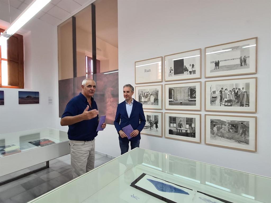 Aielo de Malferit mostra obres de tres artistes pertanyents a la col·lecció d’art contemporani de la Generalitat