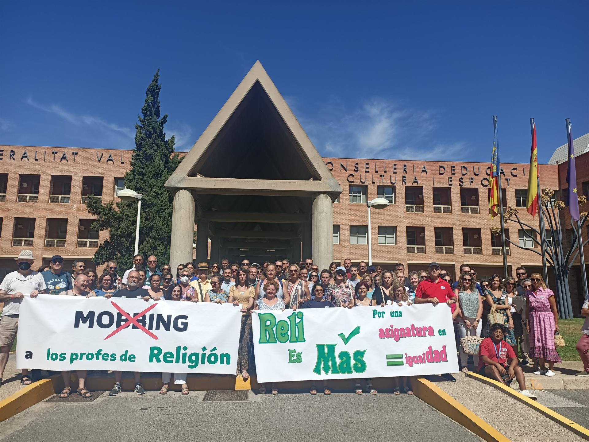 Professors de Religió denuncien que Conselleria «vol reduir l’assignatura al no-res»