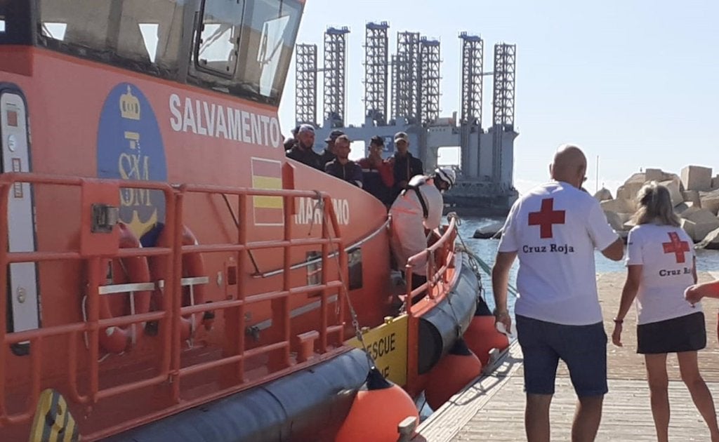 Localitzen tres pasteres amb 29 persones a Calp, la Vila Joiosa i Alacant, entre elles un menor i una embarassada