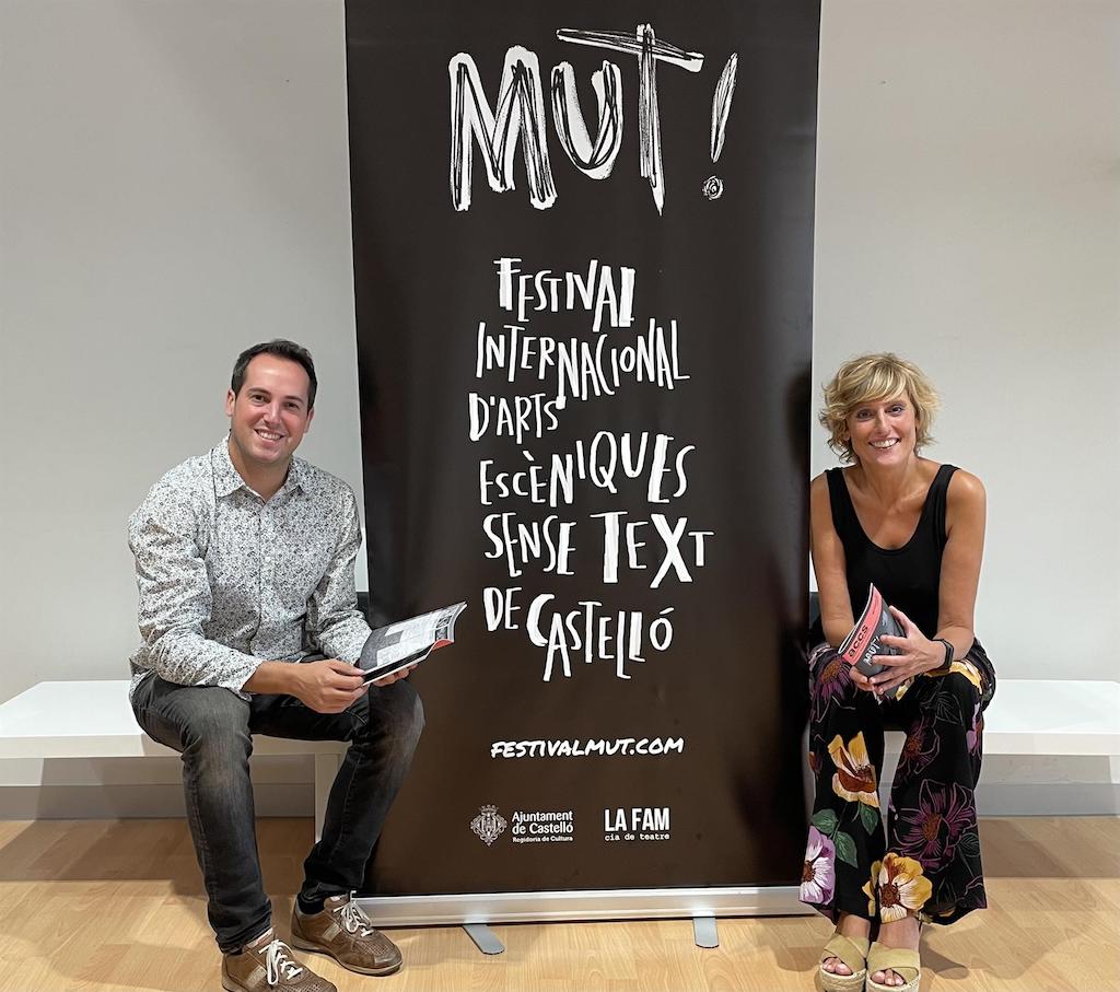 El director artístic del MUT!, Sergi Heredia, i la regidora de Cultura, Verònica Ruiz