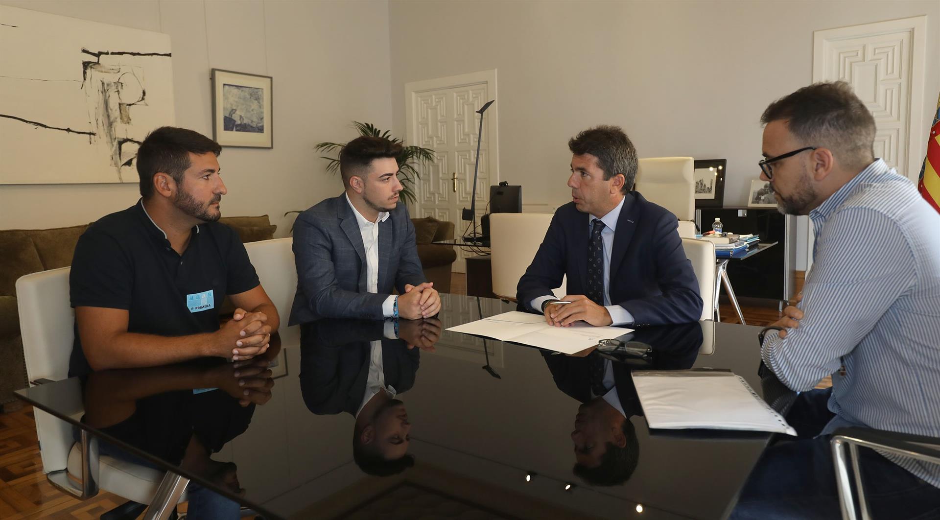 Reunió de Carlos mazón amb la Federació de Penyes Taurines