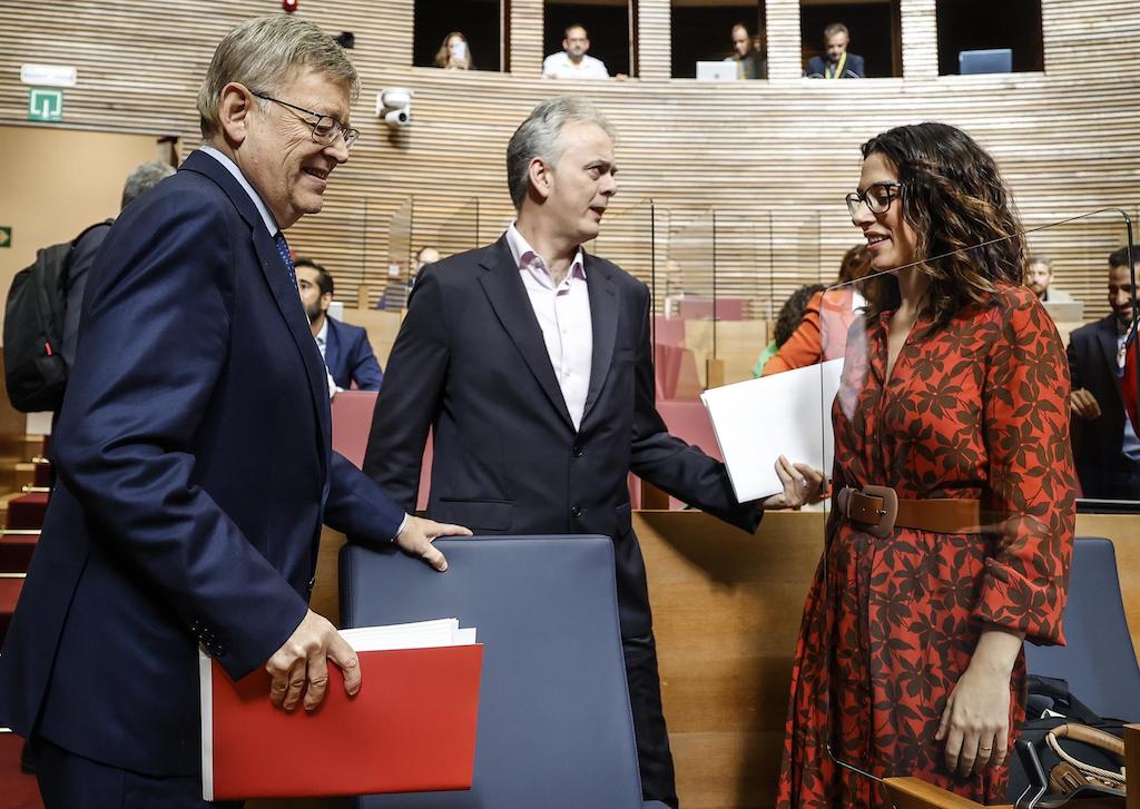 El president de la Generalitat Valenciana, Ximo Puig, i la vicepresidenta i portaveu, Aitana Mas, en el debat de política general, el 27 de setembre | Rober Solsona | EP