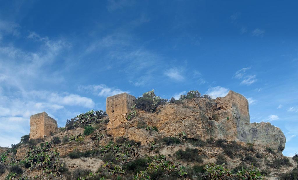 El castell del Riu, a Asp