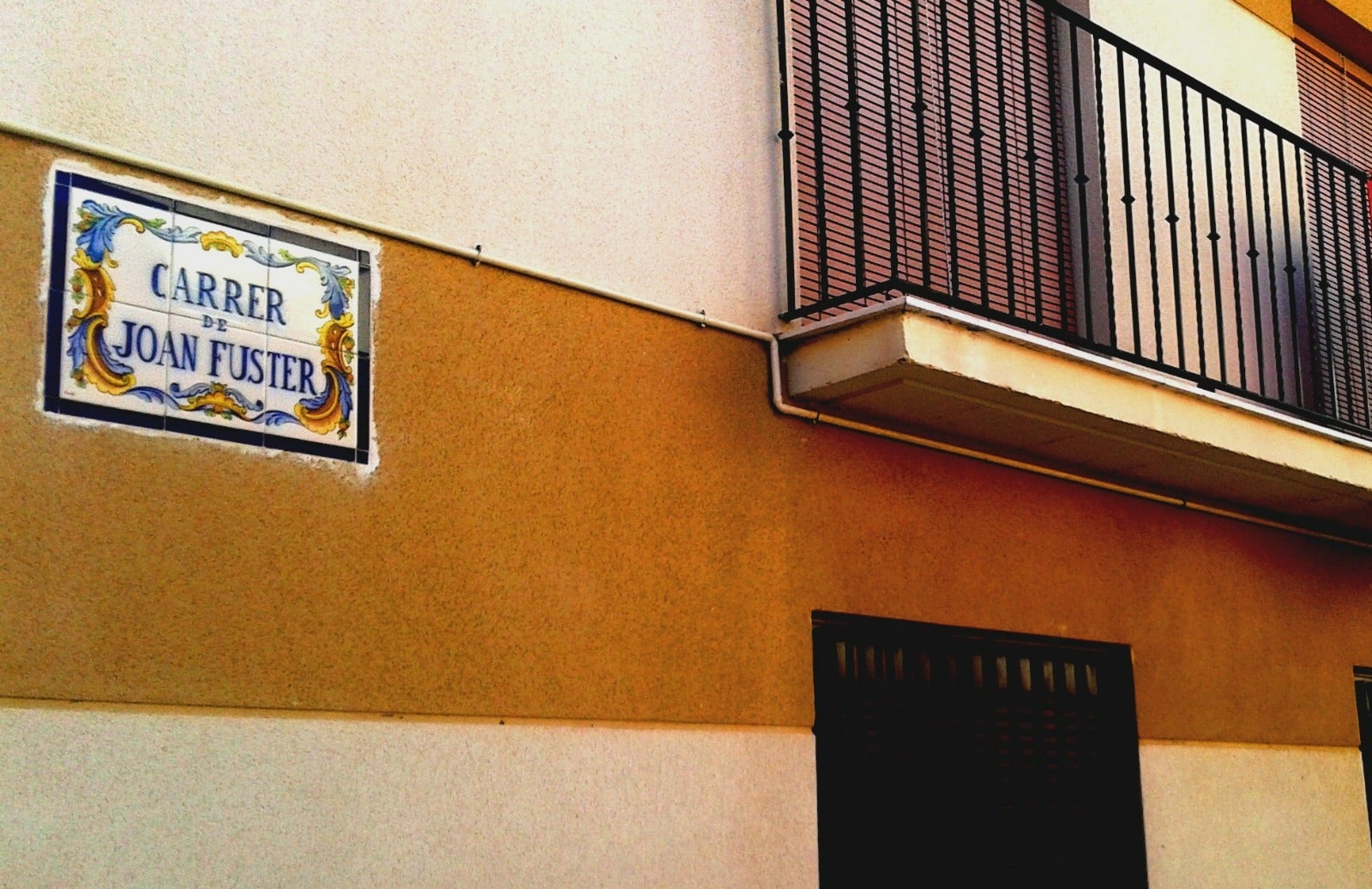 Carrer Joan Fuster a Novetlè (Costera)