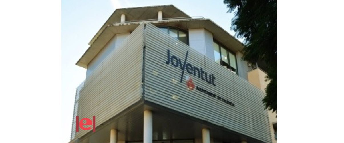 Tallers de manga, parkour o creació d’apps, entre les 76 activitats que ofereixen els centres de joventut de València