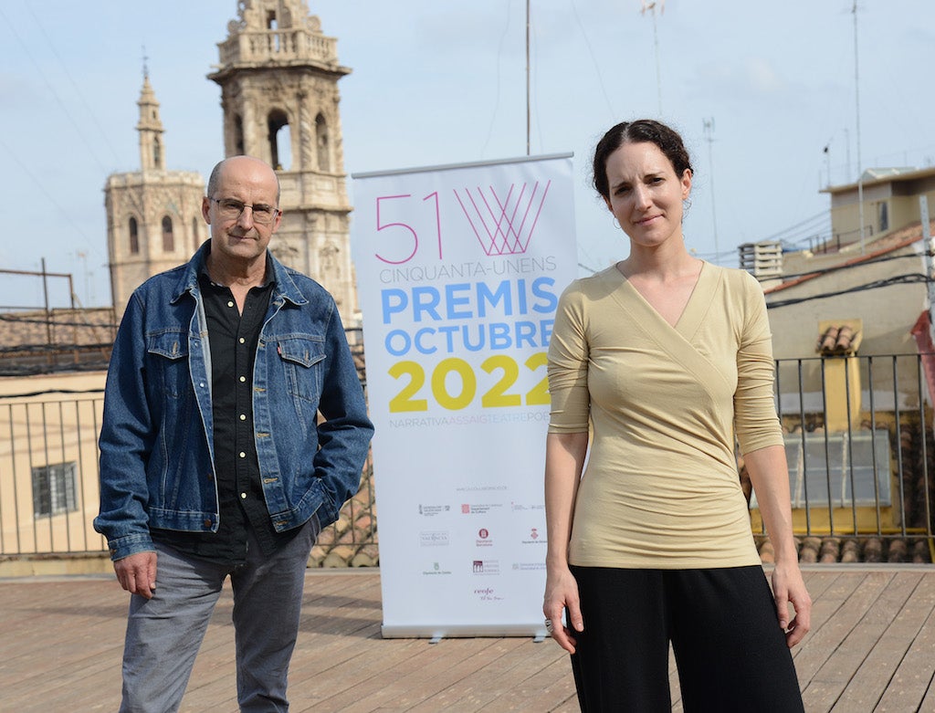 Laia Llobera i Antoni Mas Busquets al terrat de l'Octubre Centre de Cultura Contemporània | Foto PratsiCamps