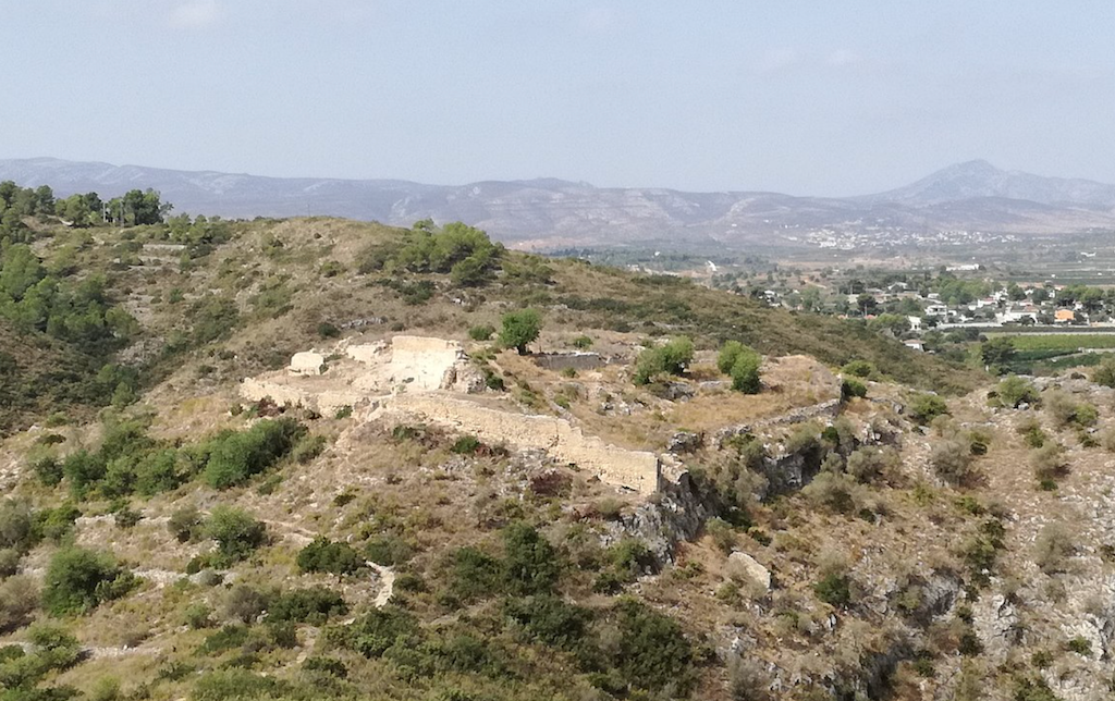 El castell dels Alcalans, a Montserrat 