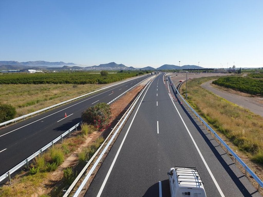 El jutge ordena presó per al conductor de la furgoneta que va atropellar mortalment dos operaris de carretera a l’AP-7