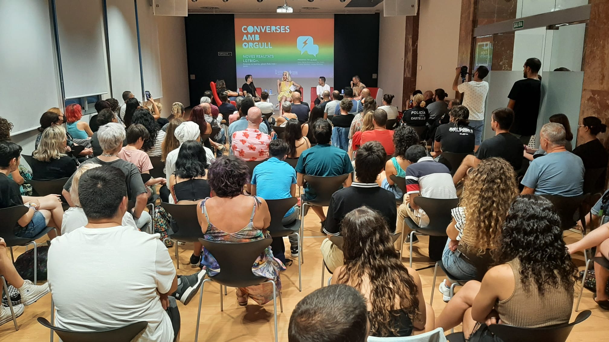 Cicle de «Converses amb Orgull» a Castelló de la Plana