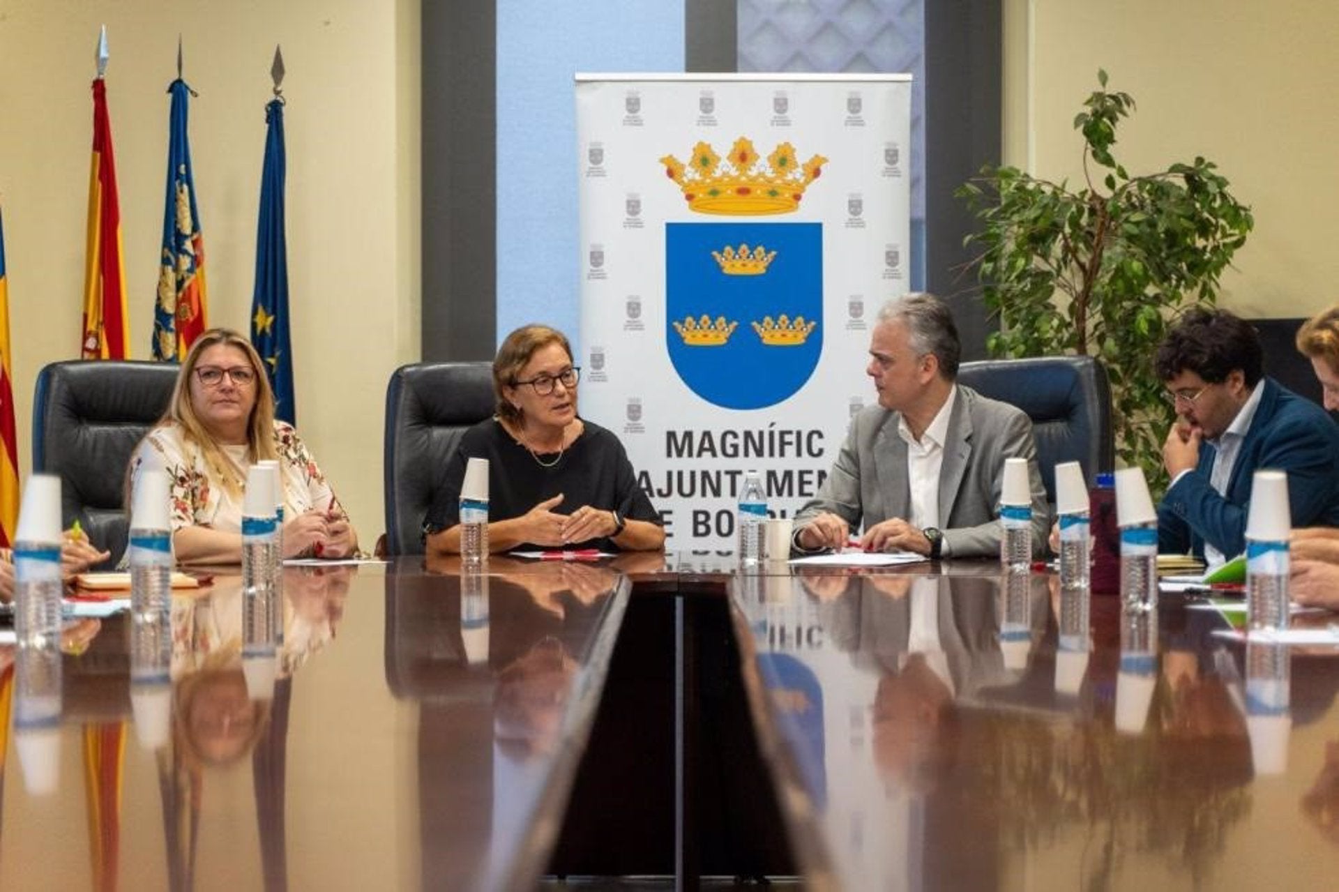 Hèctor Illueca amb María José Safont, alcaldessa de Borriana