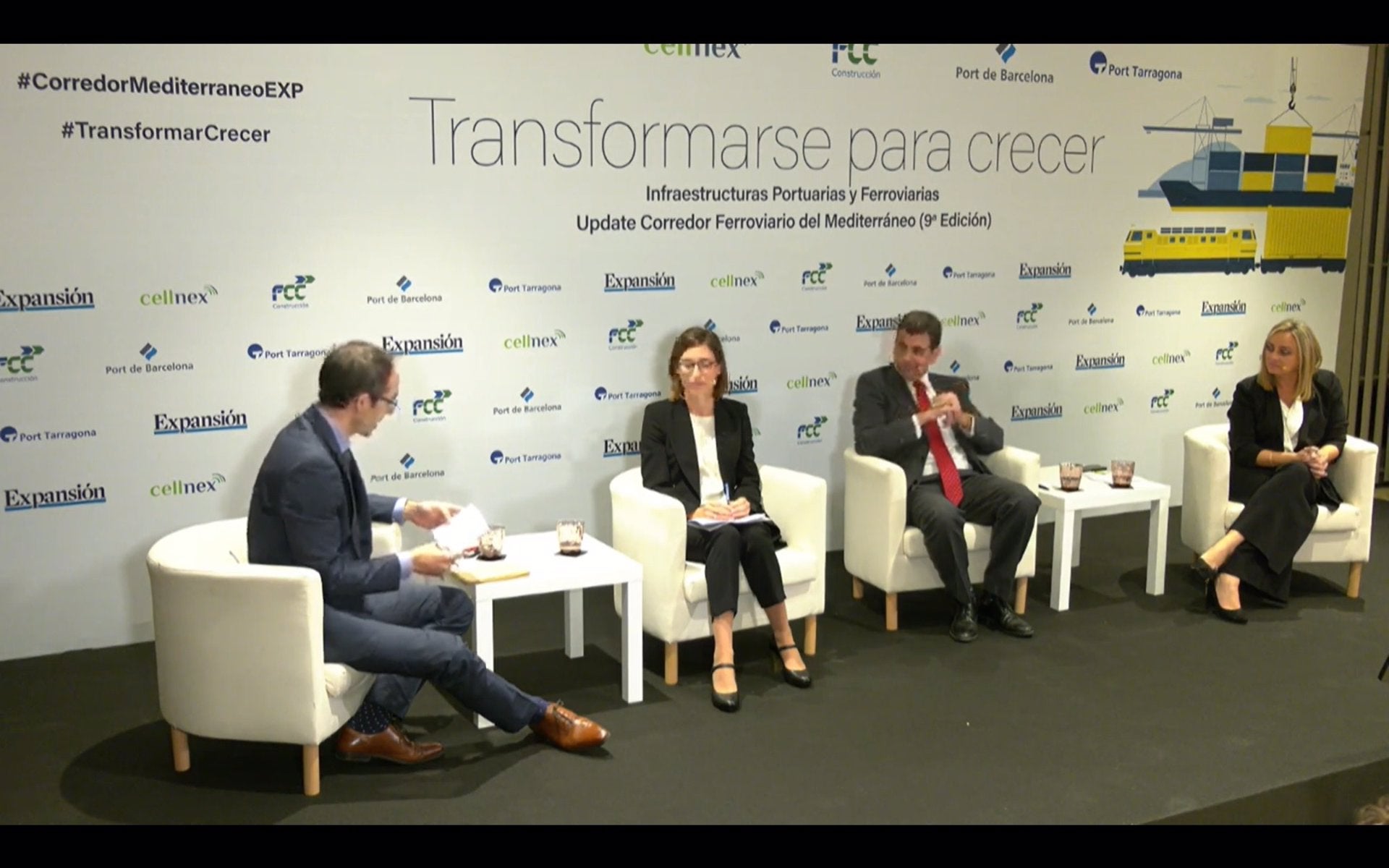 La directora general d'Obres Públiques de la Generalitat Valenciana, Roser Obrer; el conseller de Foment del govern murcià, José Ramón Díez de Revenga, i la consellera de Foment d'Andalusia, Marifrán Carazo