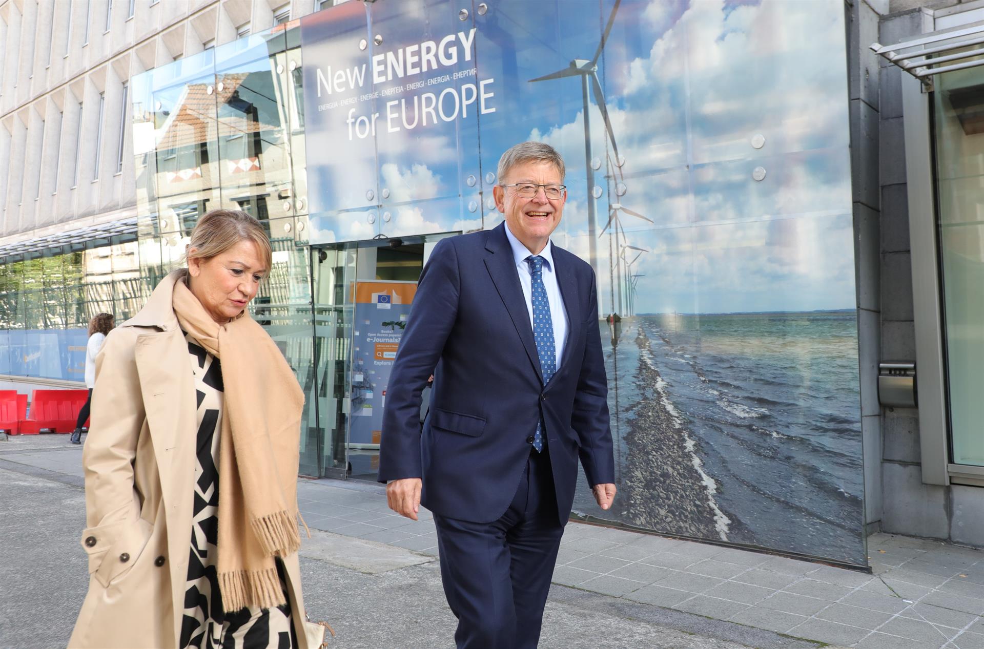 El president Ximo Puig visita Brussel·les