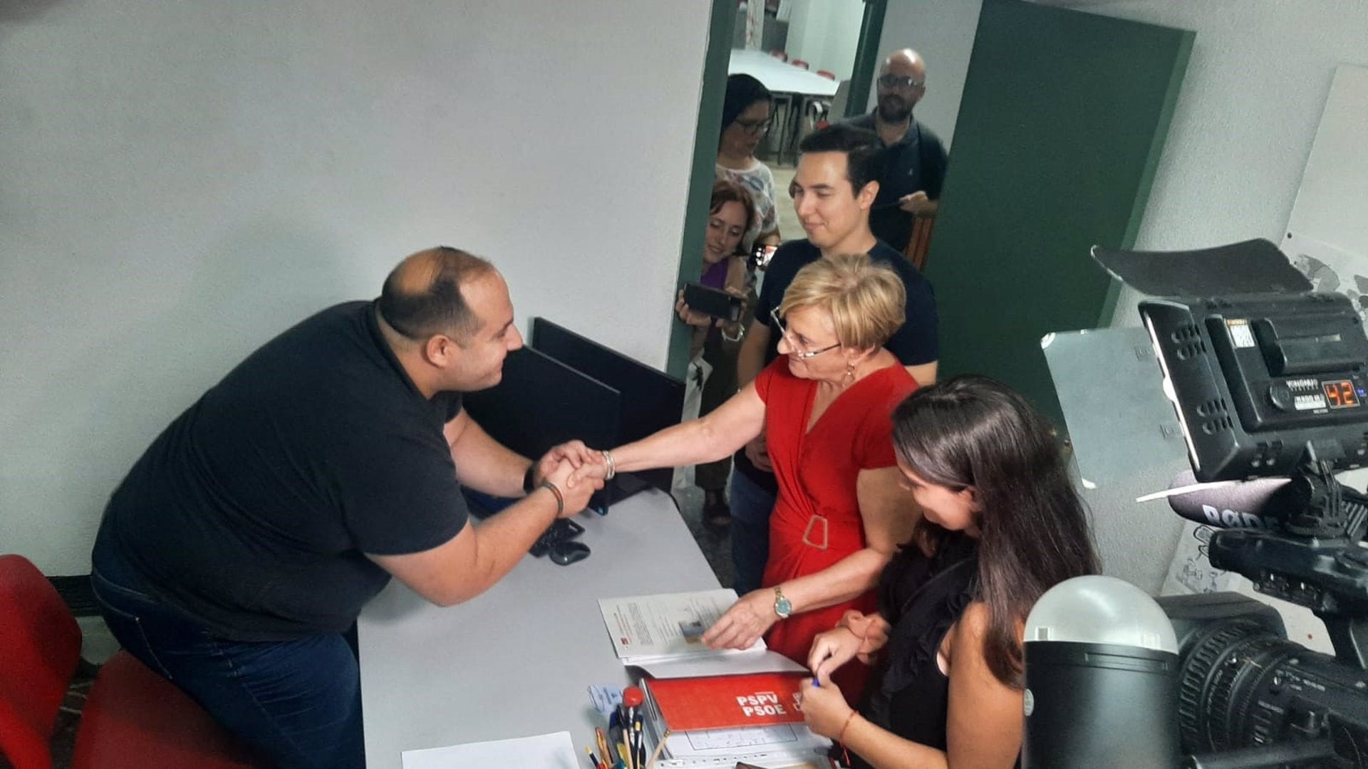 Ana Barceló en la presentació de la seua candidatur a primàries