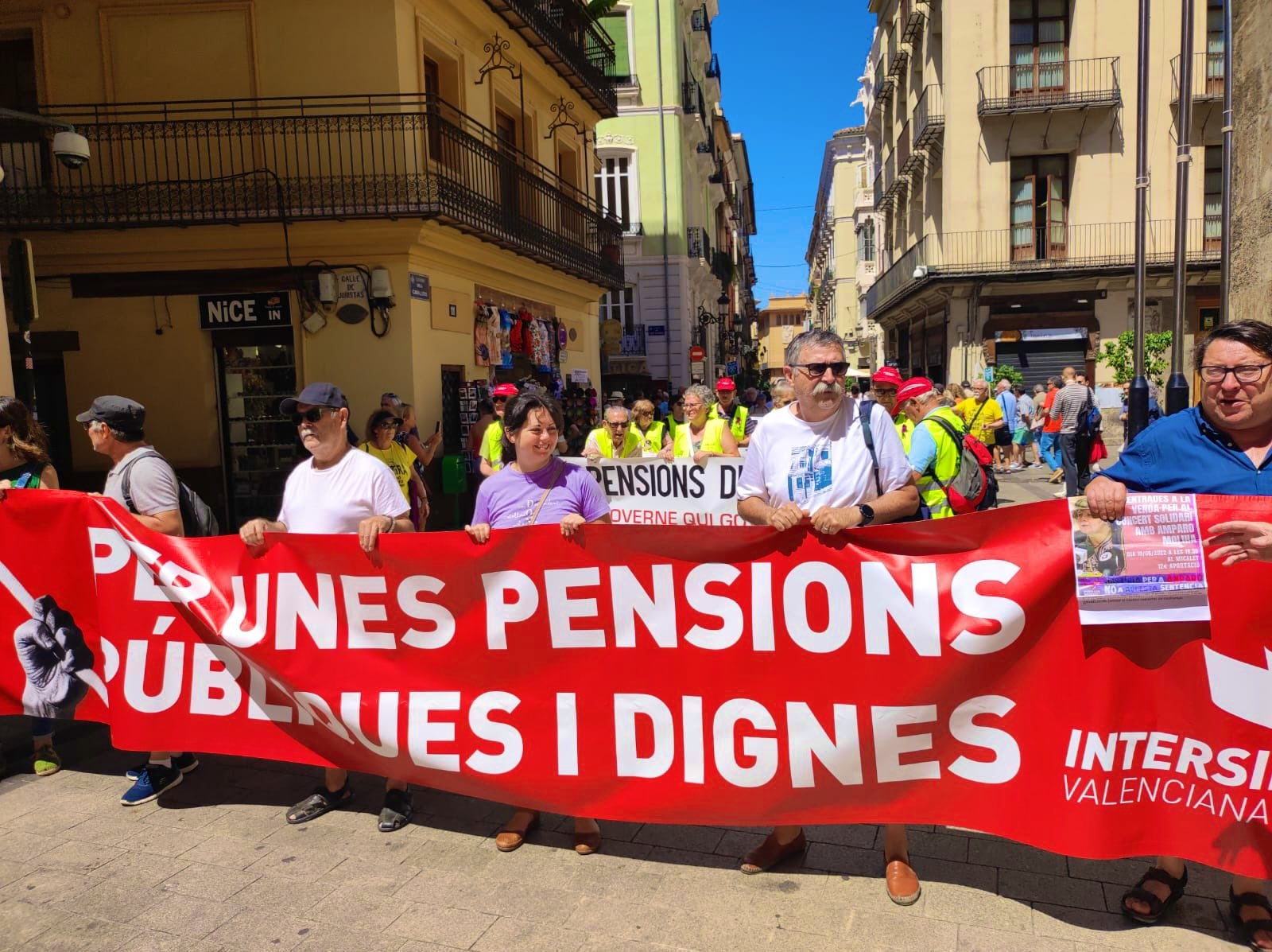 Manifestació recent d'Intersindical per les pensions