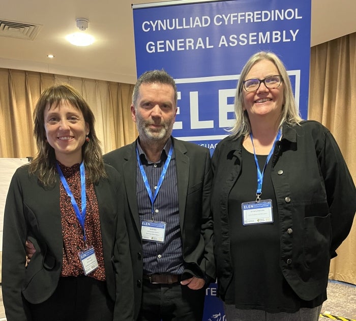 Marga Payola amb la presidenta d'ELEN, Elin Haf Gruffydd Jones