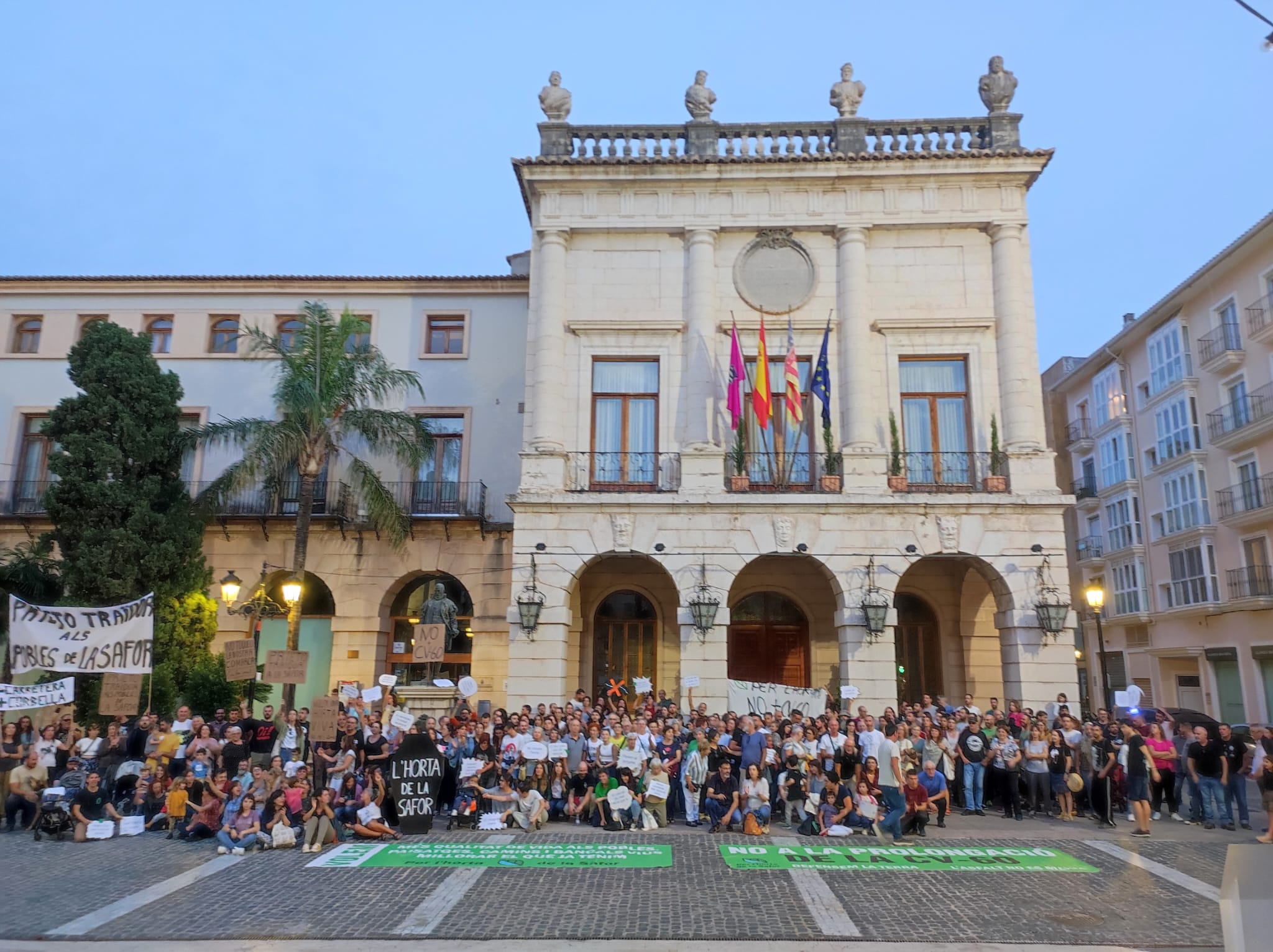 Manifestació a Gandia contra l'ampliació de la CV-60