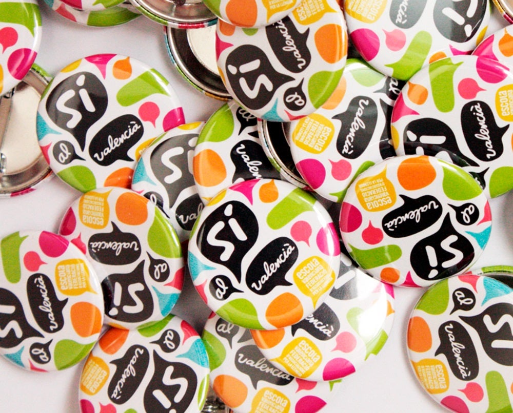 La Cívica-Escola Valenciana promou les sessions de conversa gratuïtes a l’Alacantí